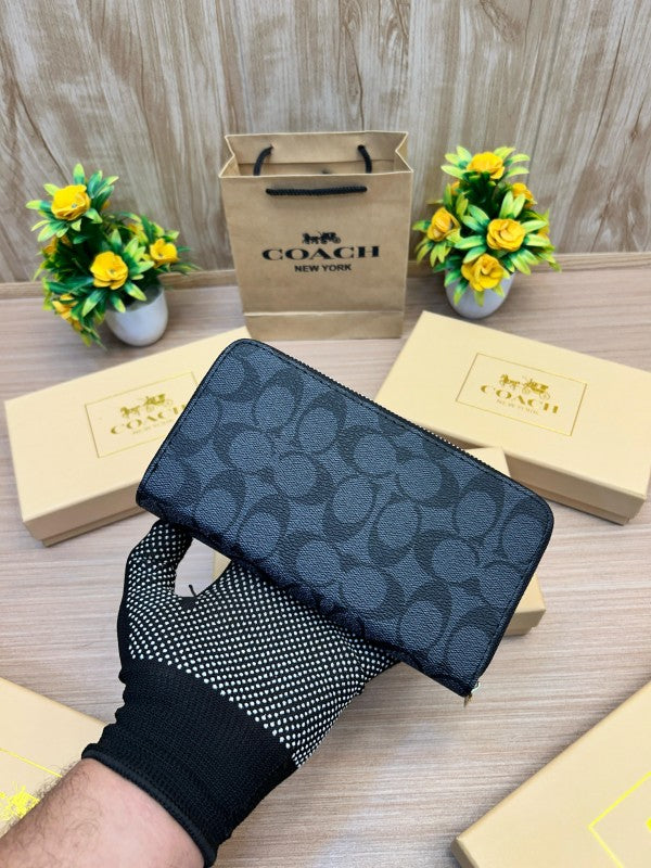 COACH LONG WALLET V682
