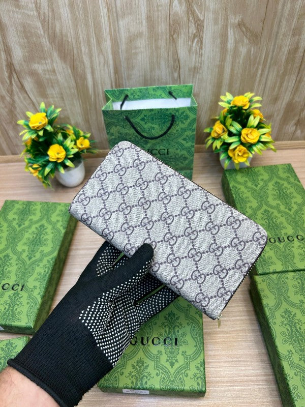 GUCCI LONG WALLET V688