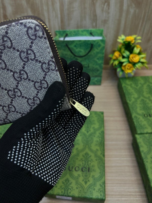 GUCCI LONG WALLET V688