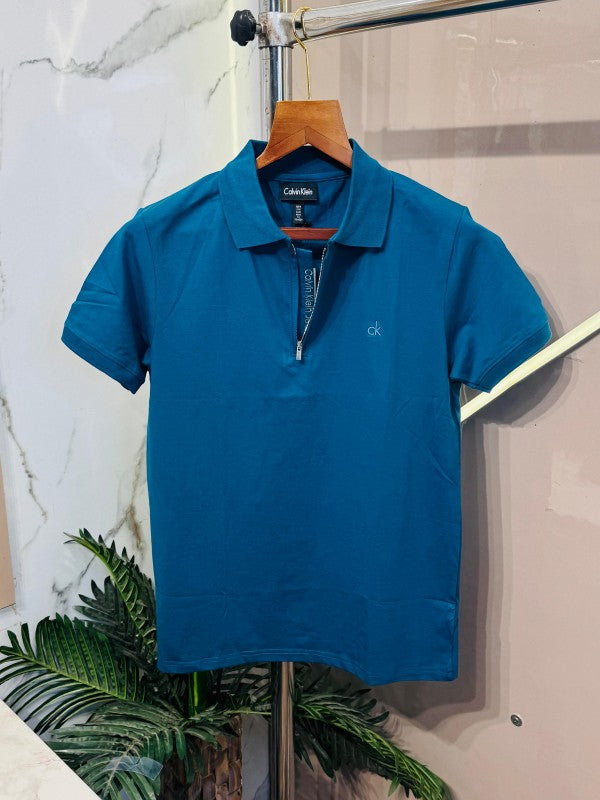 .CALVIN.KLEIN.GREEN.IMPORTED.SOFT.COTTON.LYCRA.FABRIC.FRONT.EMBROIDERY.HALF.ZIPPER.POLO.NECK.TSHIRT.
