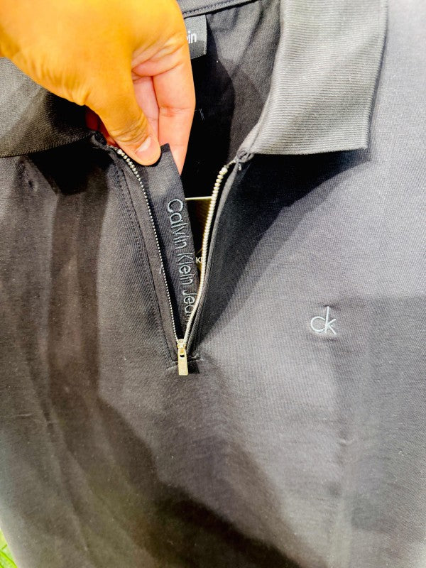 .CALVIN.KLEIN.IMPORTED.SOFT.COTTON.LYCRA.FABRIC.FRONT.EMBROIDERY.HALF.ZIPPER.POLO.NECK.TSHIRT.