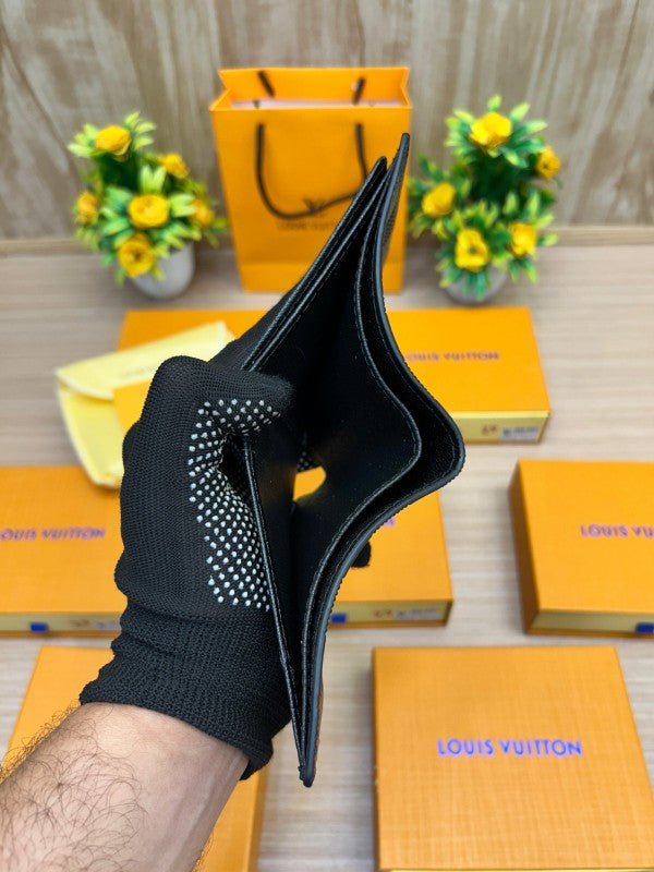 LOUIS VUITTON WALLET V713