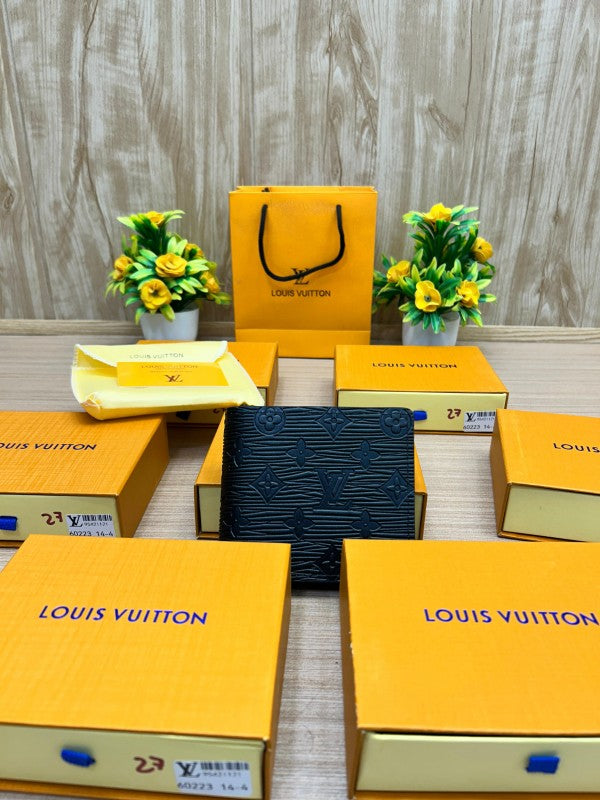 LOUIS VUITTON WALLET V715