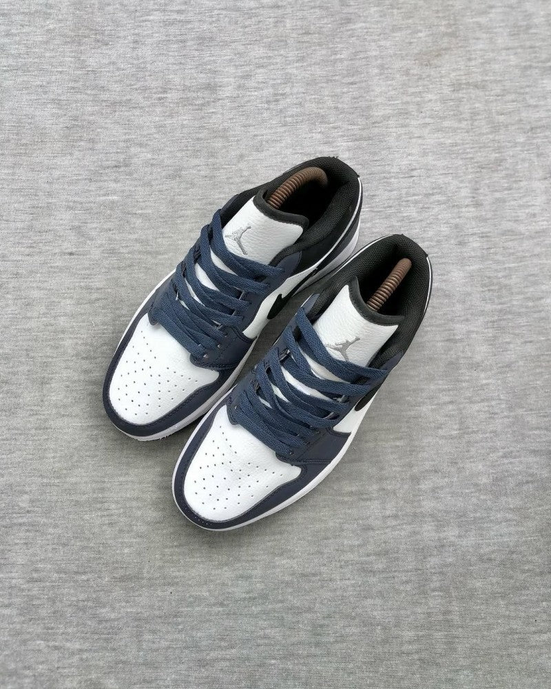 .nike Air jordan retro 1 low DARK NAVY WHITE