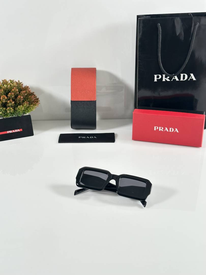 Prada 6079 Black