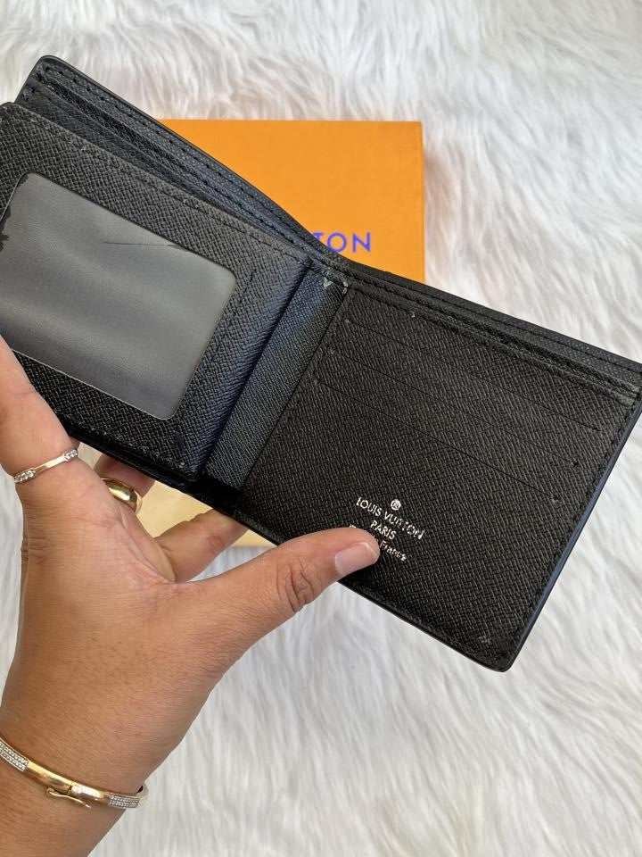 Louis Vuitton 394 Mens Wallet With OriginalBox DustCover Card