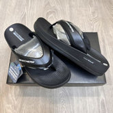 Skecher.s.hyper burst simplex all black slide.
