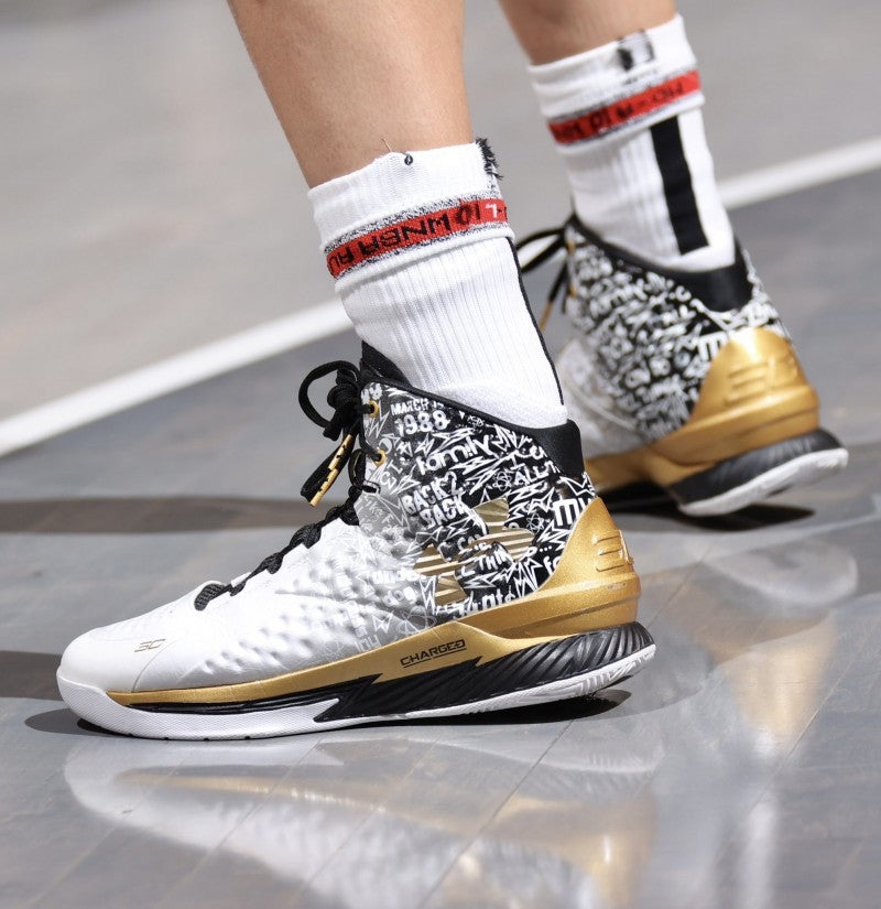 Under Armour Curry 1 "MVP Trophy Gold" #585
