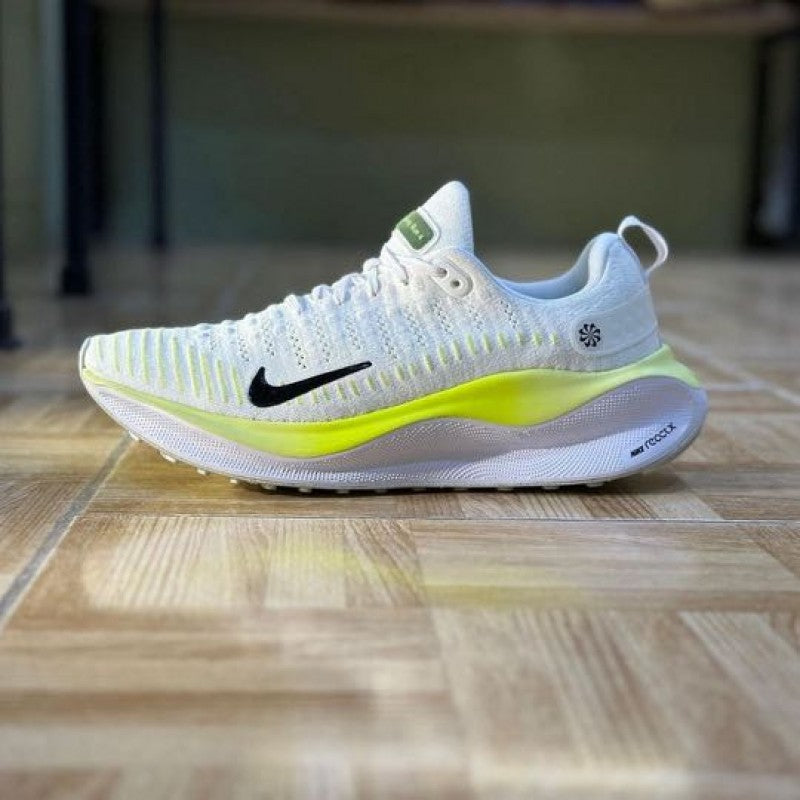 E react x infinity run 4 white light lemon twist