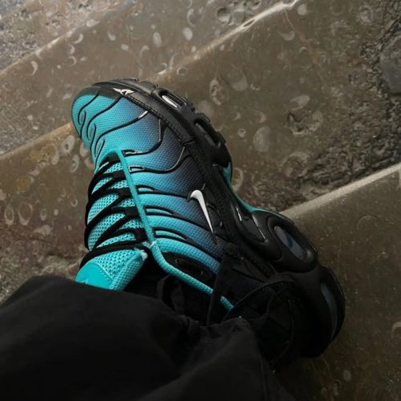 Nikee Airmax Plus TN Aqua Fade