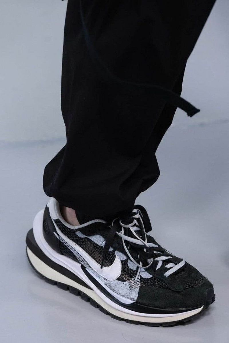 Sacai X Vaporwaffle "Black White" #612