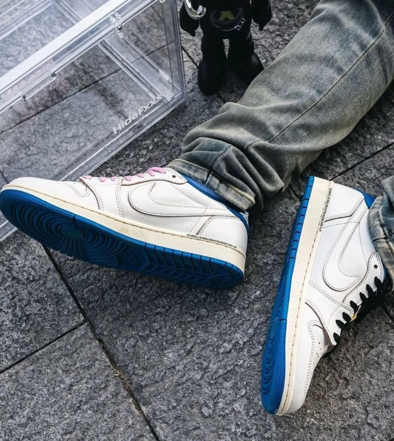 Travis Scott X Nik e Air Jordan 1 Low Fragment Heat Sneakers