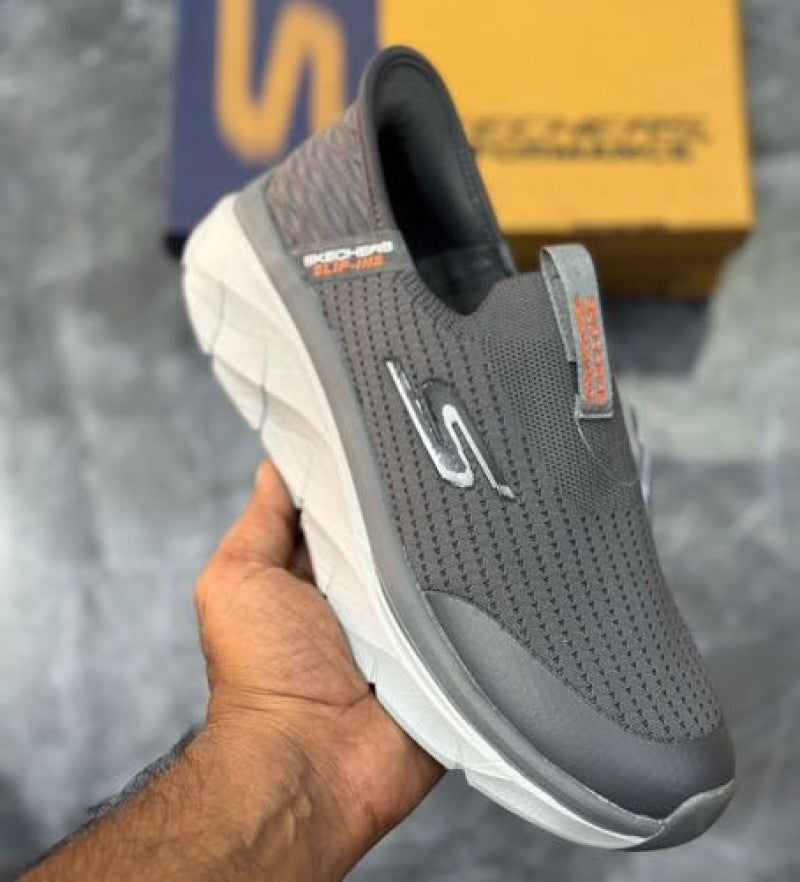 SKECHERS Slip Ins Max Cushioning Premier grtey