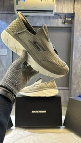 SKECHERS Slip Ins Max Cushioning Premier