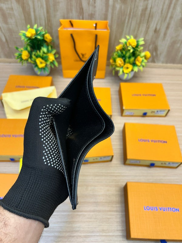 LOUIS VUITTON WALLET V752