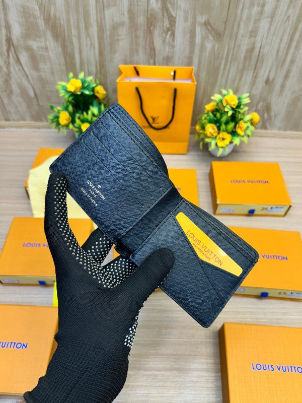 LOUIS VUITTON WALLET V752