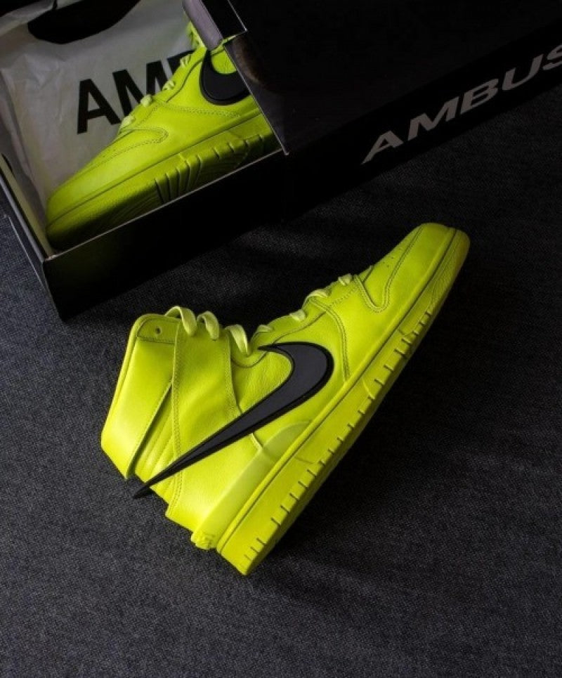 Nik ee Dunk High x Ambush Flash Lime
