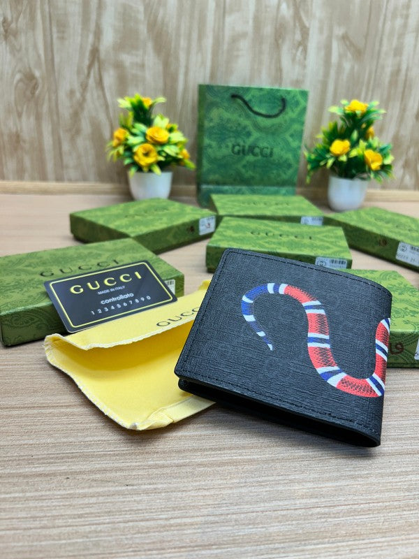 GUCCI WALLET V755