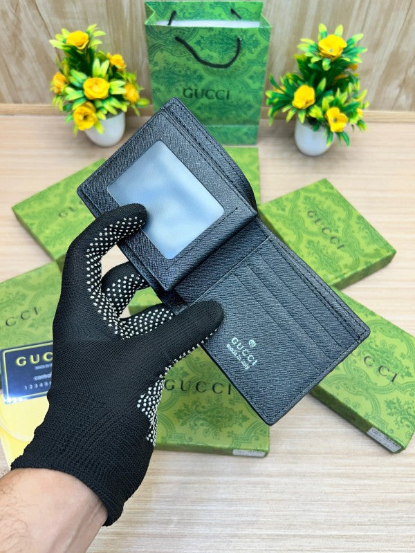 GUCCI WALLET V755