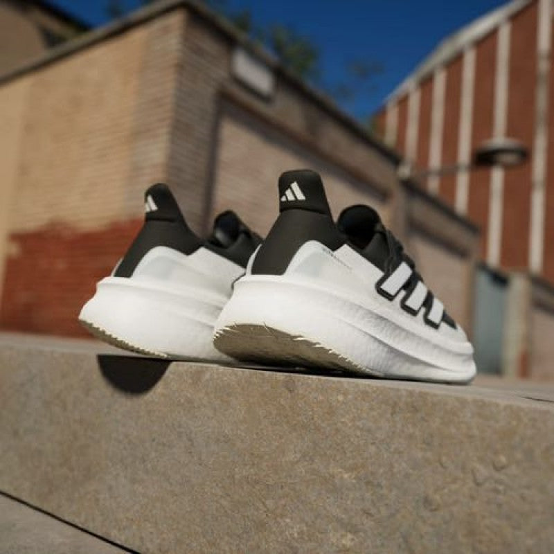 Adidass UltraBoost 5 Running Black White