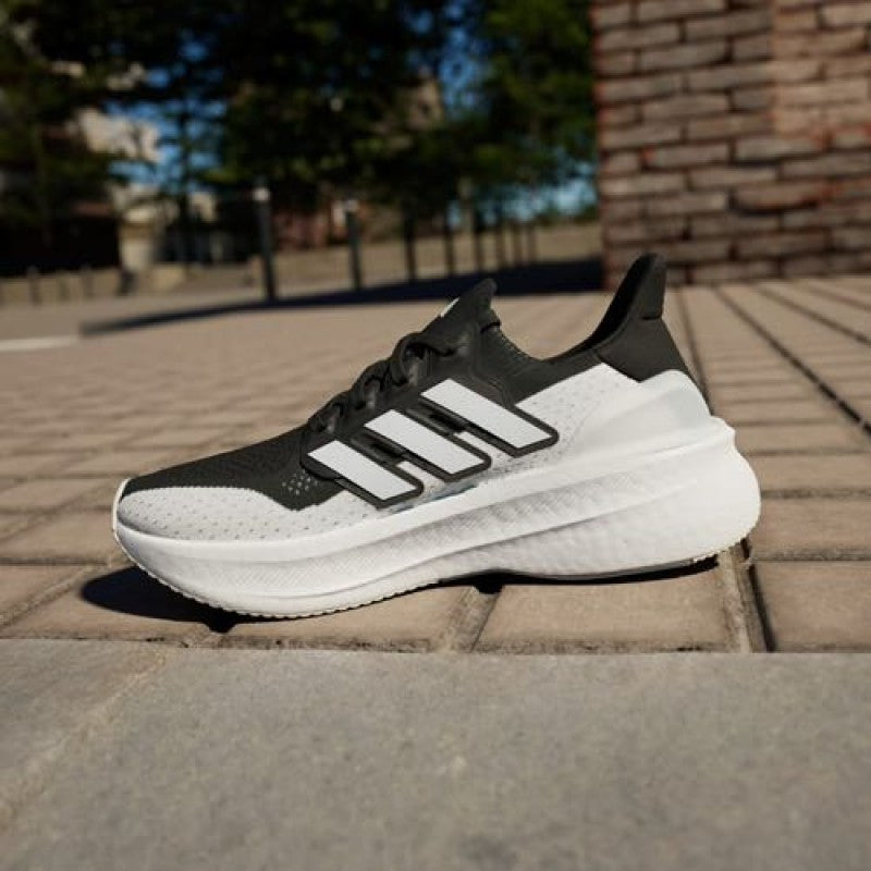 Adidass UltraBoost 5 Running Black White