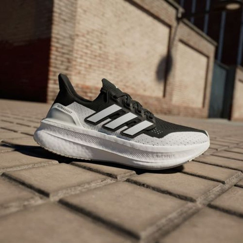Adidass UltraBoost 5 Running Black White