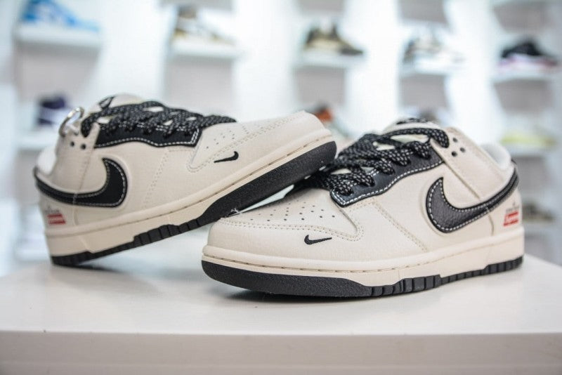 stone island x supreme x nikee dunk low