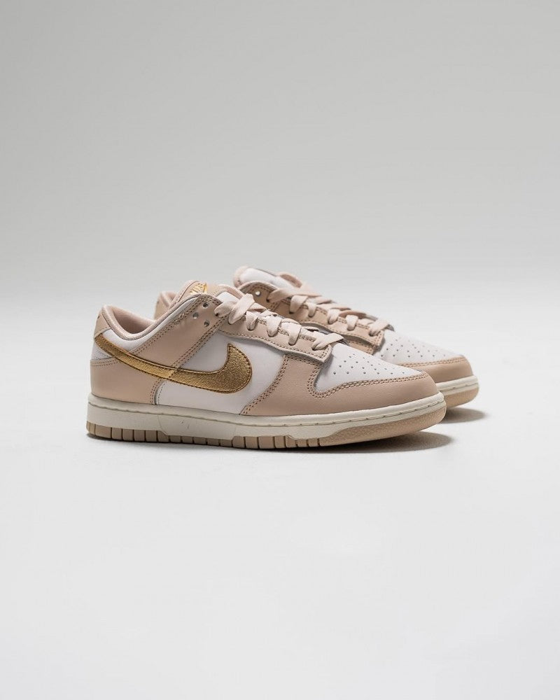 Nik ee Dunk Low Phantom Metallic Gold 107