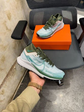 Nikee Pegasus Trail 4 Gore Tex Olive Green