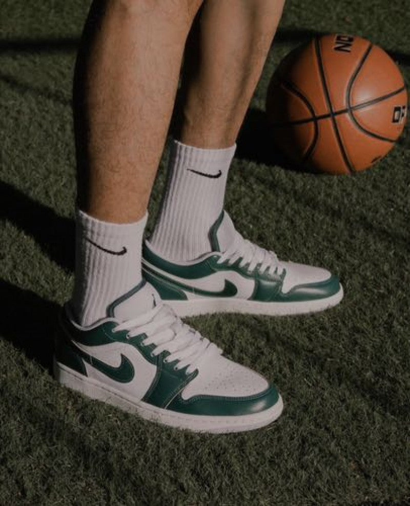 Nikee Air Jordan 1 Low SE Oxidised Green