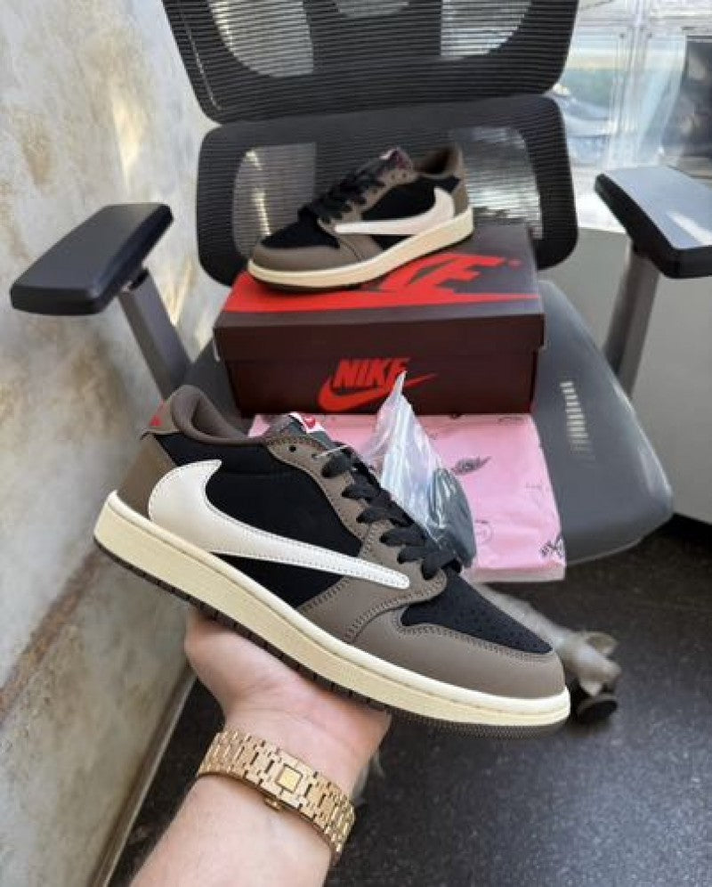 NIK.EE Air JORDAN 1 LOW X TRAVIS SCOTT DARK MOCHA SEMI UA