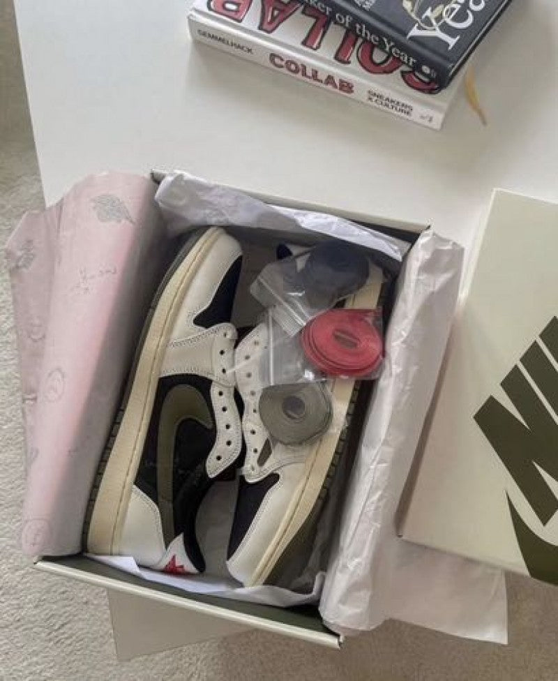 NIK.EE Air JORDAN 1 LOW X TRAVIS SCOTT OLIVE GREEN SEMI UA