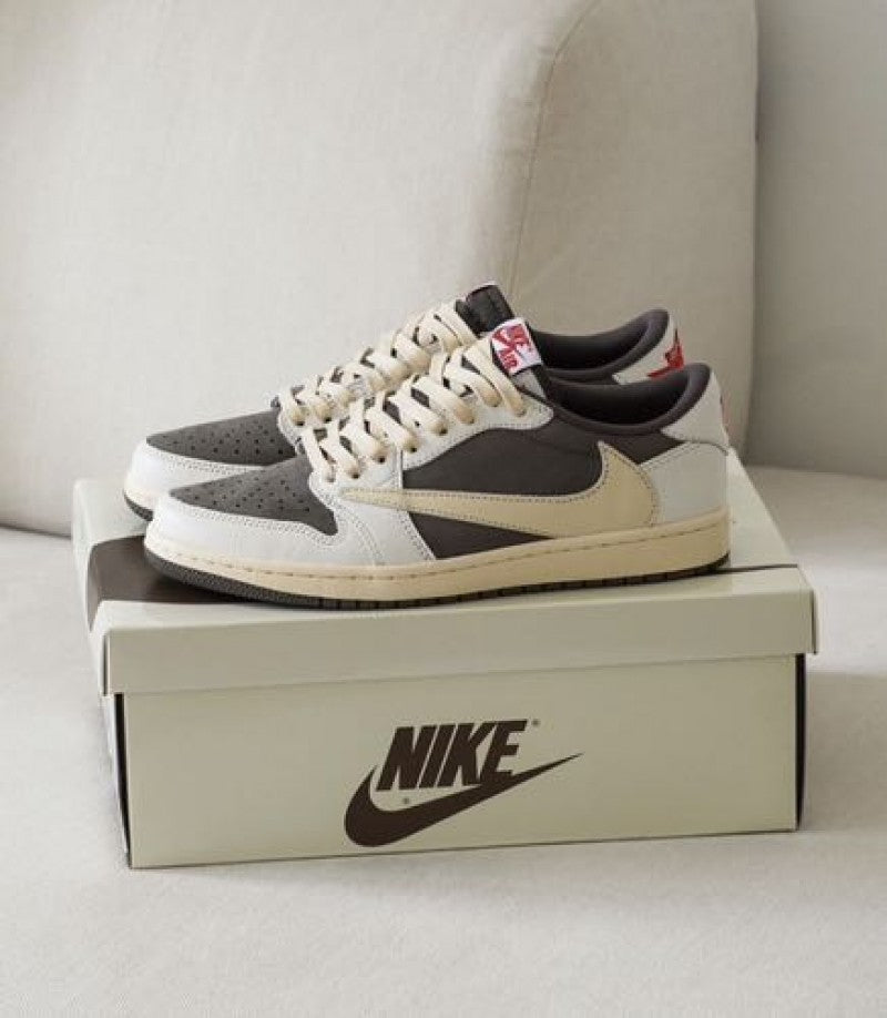 NIK.EE Air JORDAN 1 LOW X TRAVIS SCOTT REVERSE MOCHA SEMI UA