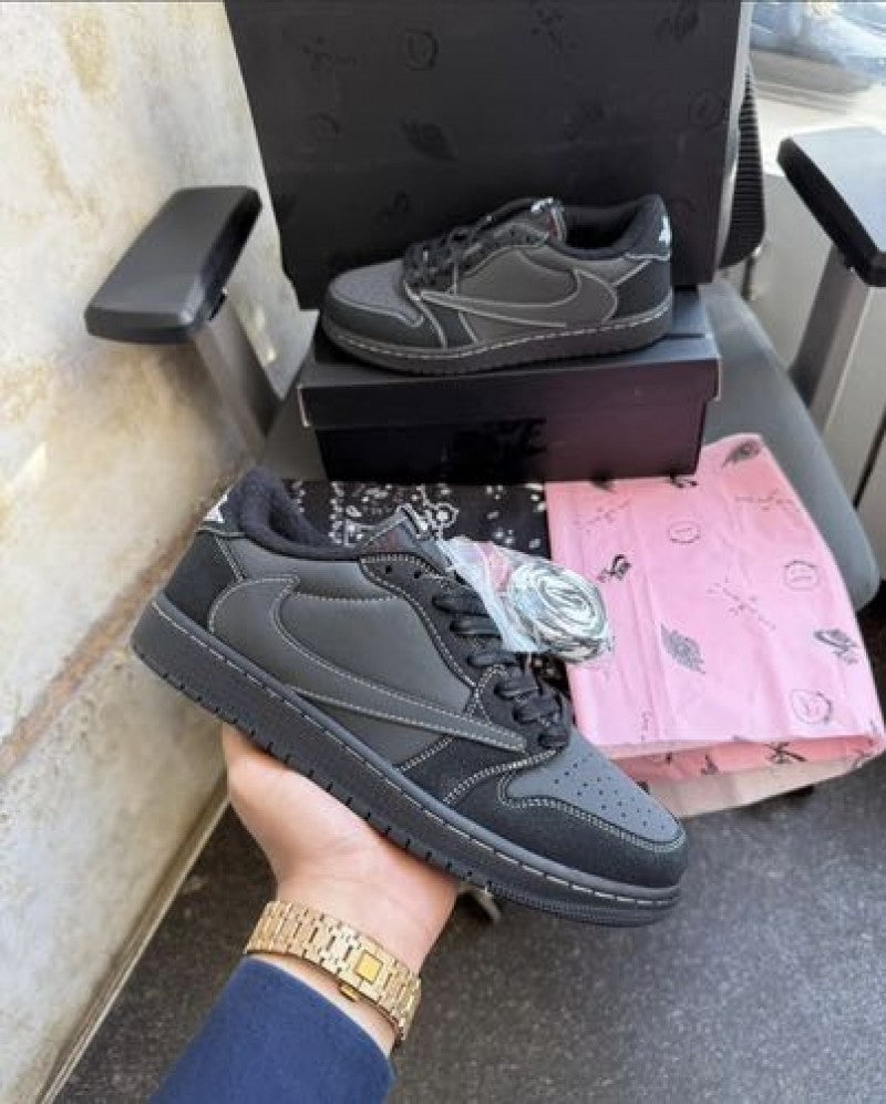 NIK E Air JORDAN 1 LOW X TRAVIS SCOTT PHANTOM SEMI UA