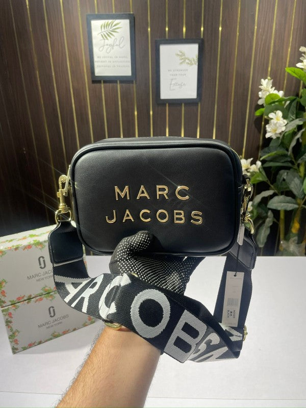 Marc jacobs camera snapshot with og box