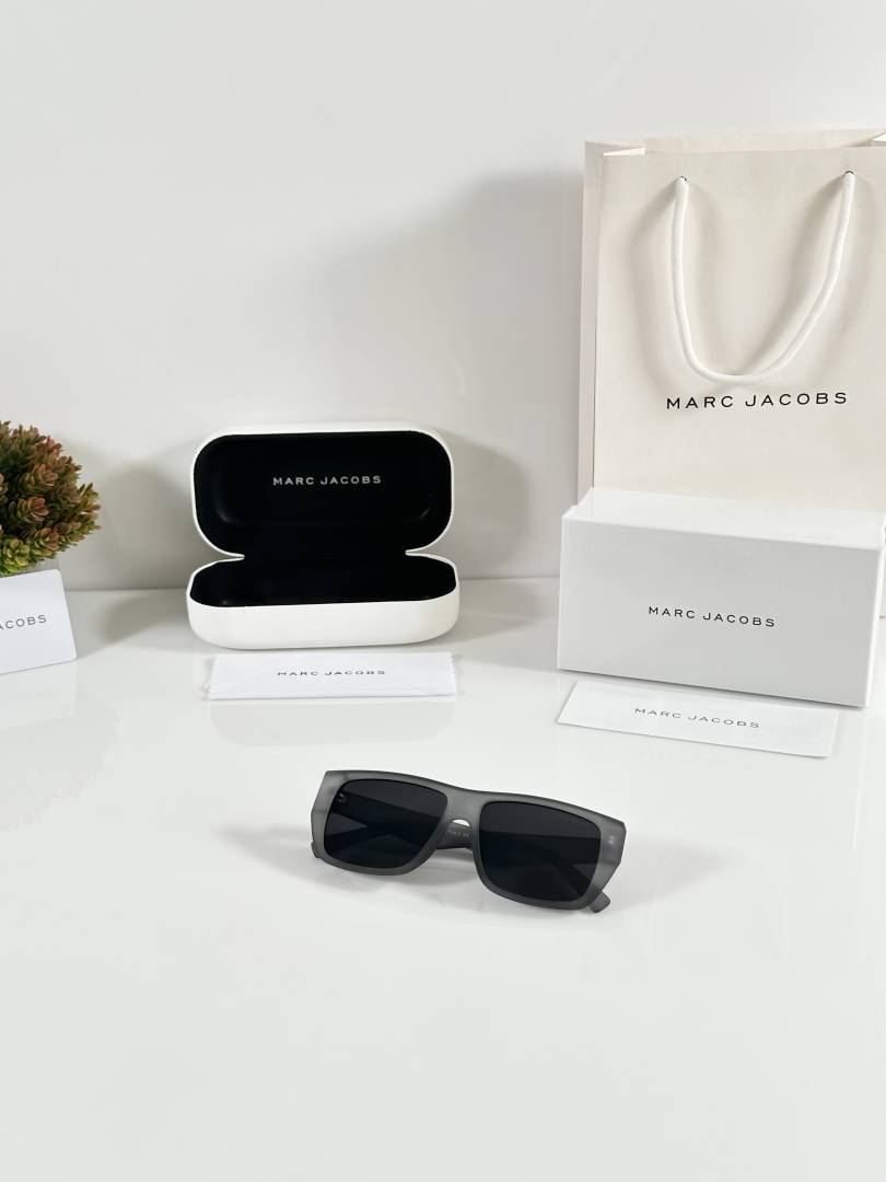 Marc Jacobs 6801 Grey Black