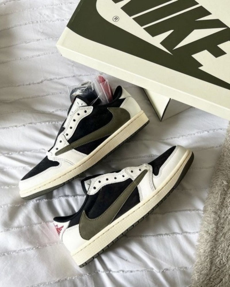 Air jordan retro 1 low travis scott olive semi ua