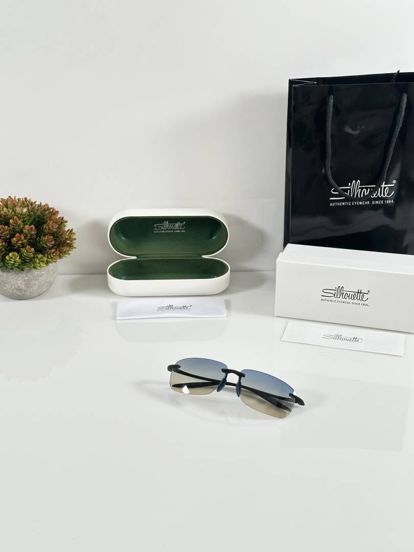 Silhouette 2060 Black Green DC