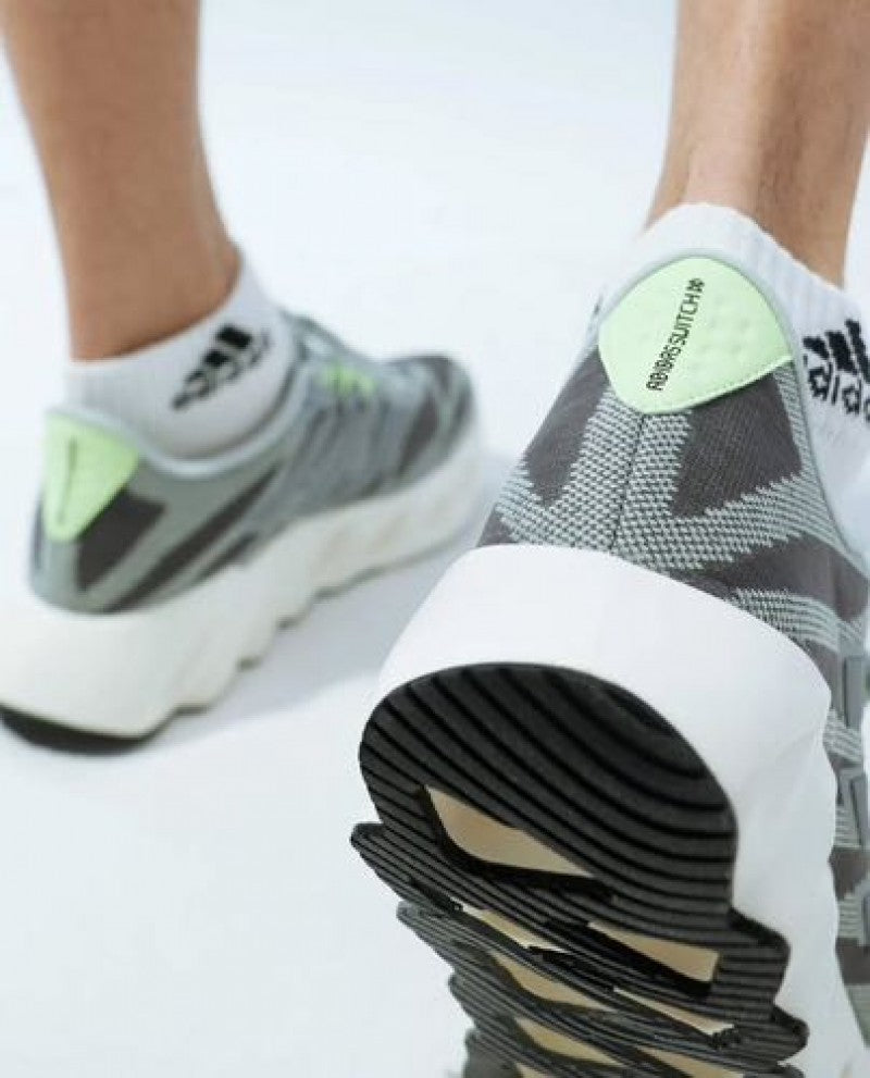 switch fwd 2 grey green running shoes