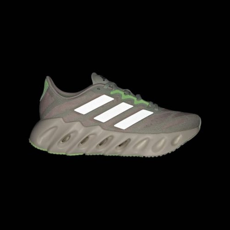 switch fwd 2 grey green running shoes