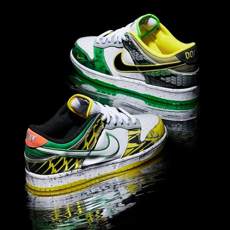 Nik ee Dunk Low What The Duck Away University Of Oregon Pe Sneakers 236