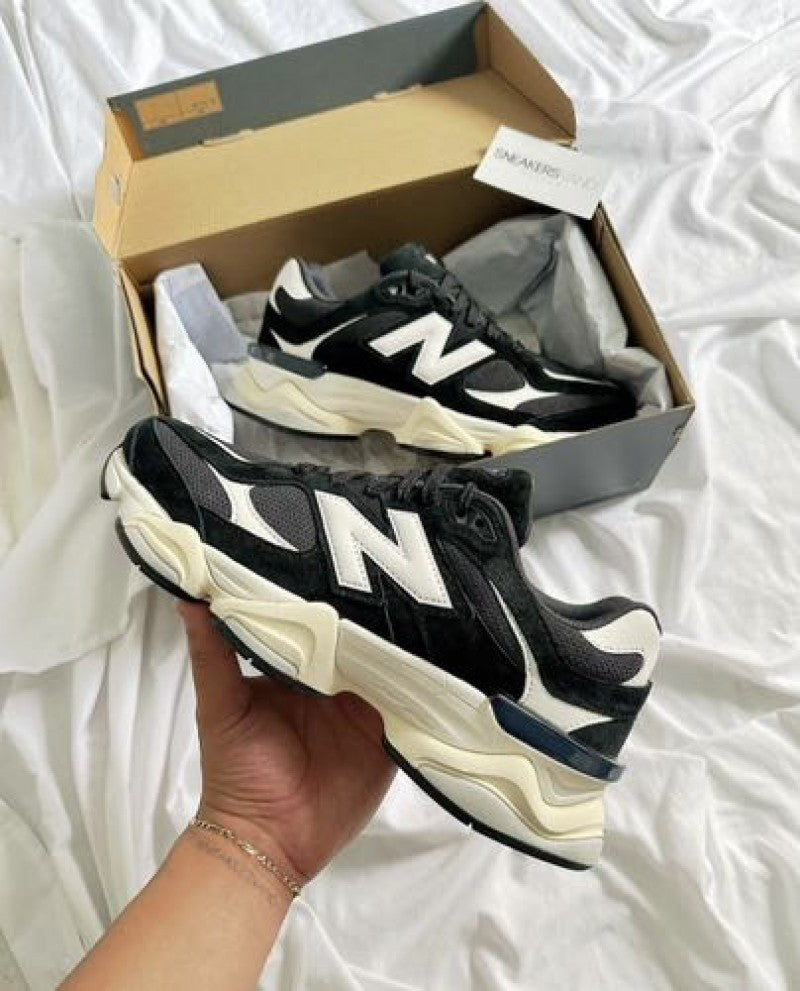 New Balanc e 9060 Black White