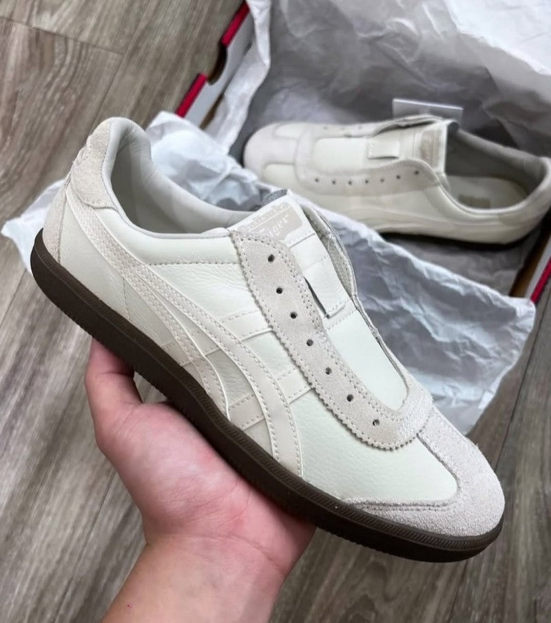 Onitsuka Tiger Tokuten Slip On Biege Brown 157