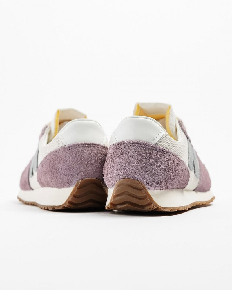 New Balance 471 Linen Ice Wine 183