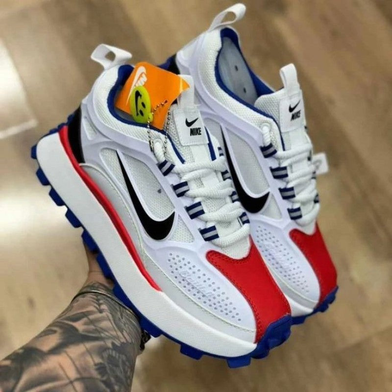 Nik.e Bailelli White Red 255