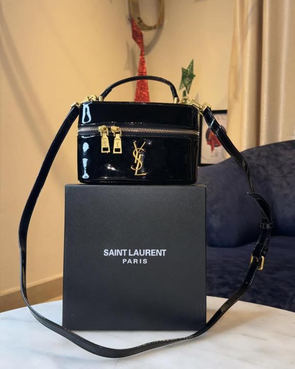 Ysl Saint Laurent Black Gaby Patent Leather Vanity Bag With OG Box & Dust Bag 77106 Mirror Black