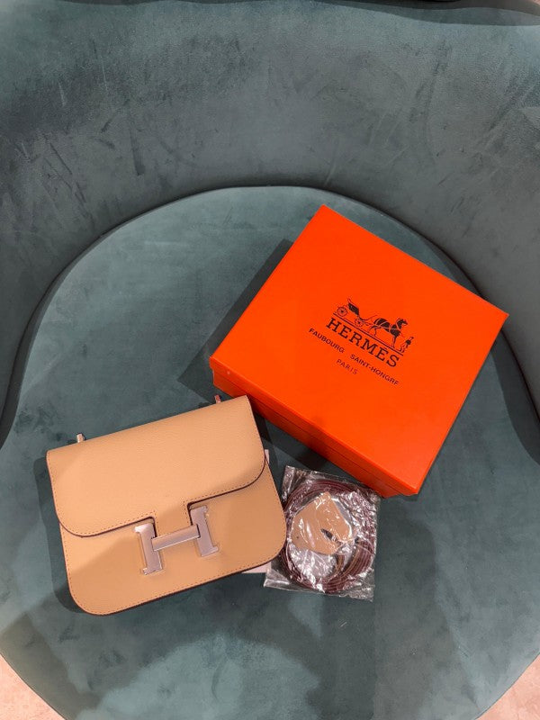 Hermes Constance Slim Epsom Vert With OG Box & Dust Bag (KG 19 Apricot)