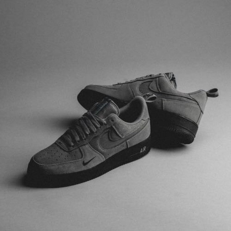 Airforce 1 low reflective swoosh cool grey