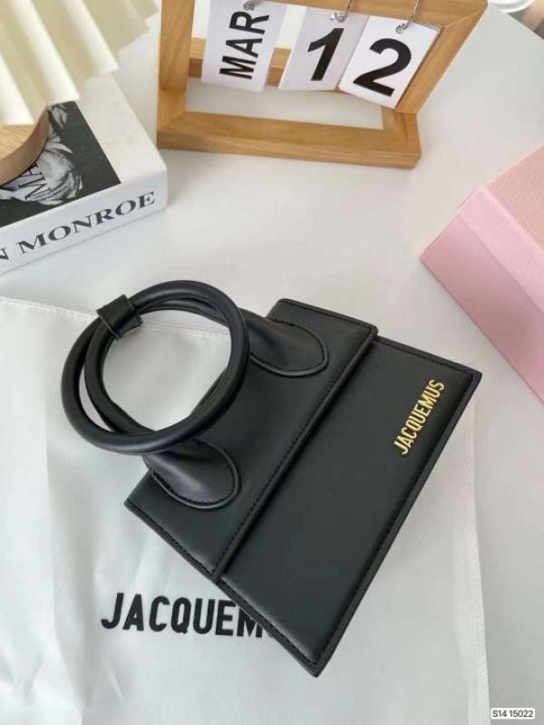 Jacquemus Le Chiquito Noeud Bag With OG Box Dust Bag & Extra Sling Belt (Black 665)