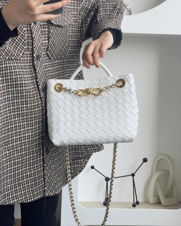 Bottega Veneta Andiamo Small Intrecciato Leather Bag Off White 159